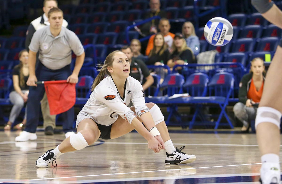Louisville remains the only unbeaten college volleyball team